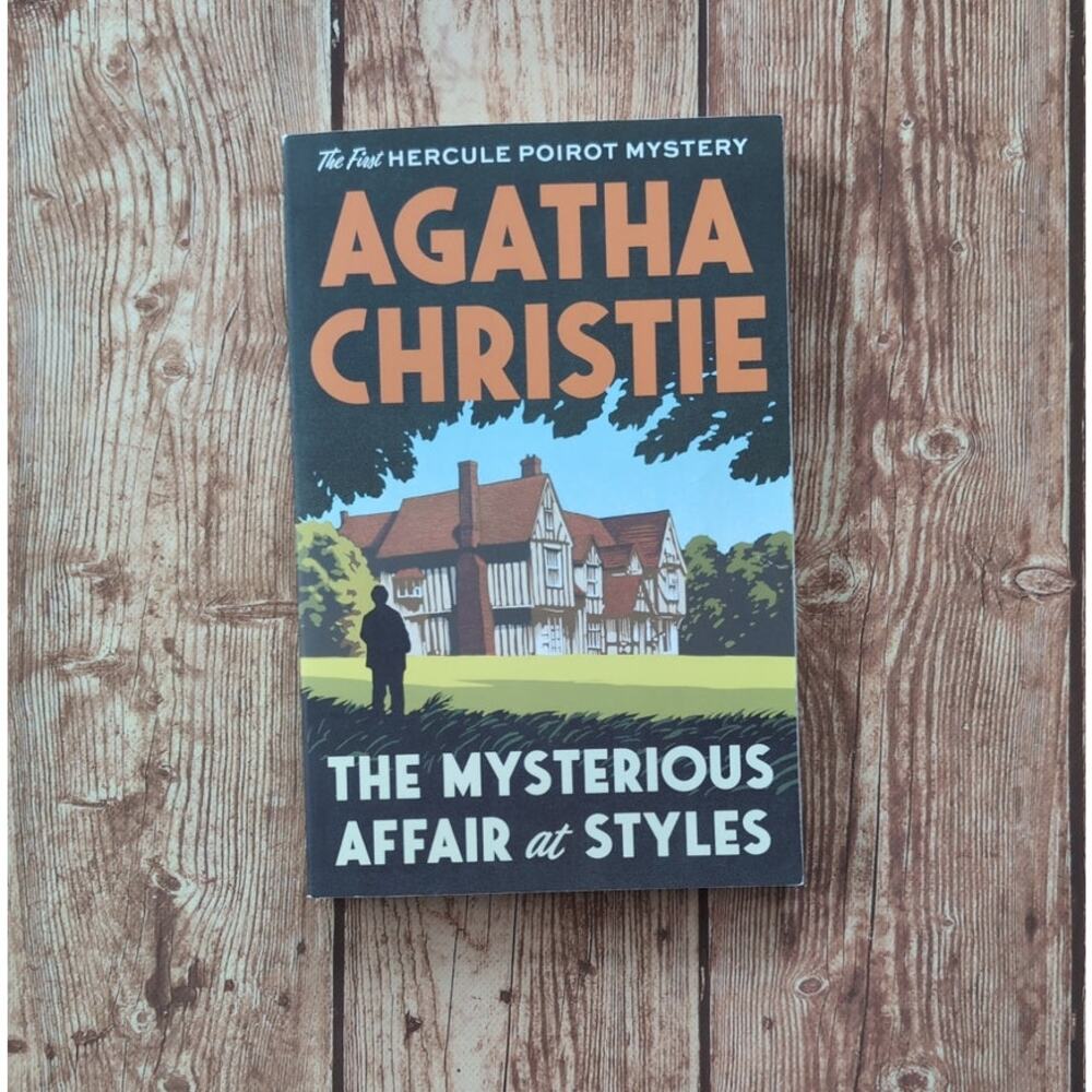 The Mysterious Affair at Styles by Agatha Christie - EXCELLENT- Paperback Book